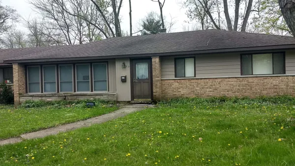 $285,000 | 73 Blackhawk Drive, Park Forest, IL 60466