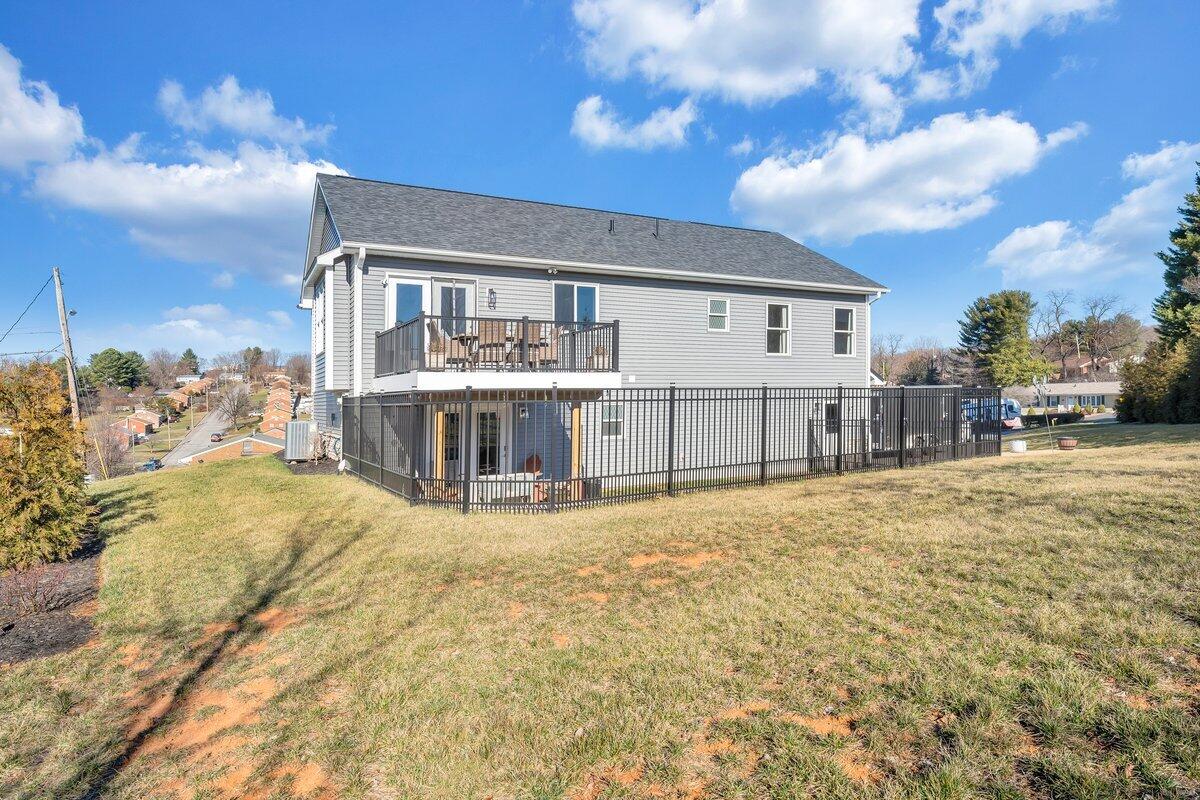1685 Mountain View Road Vinton, VA 24179 - Photo 35 of 43 a view of house with a yard