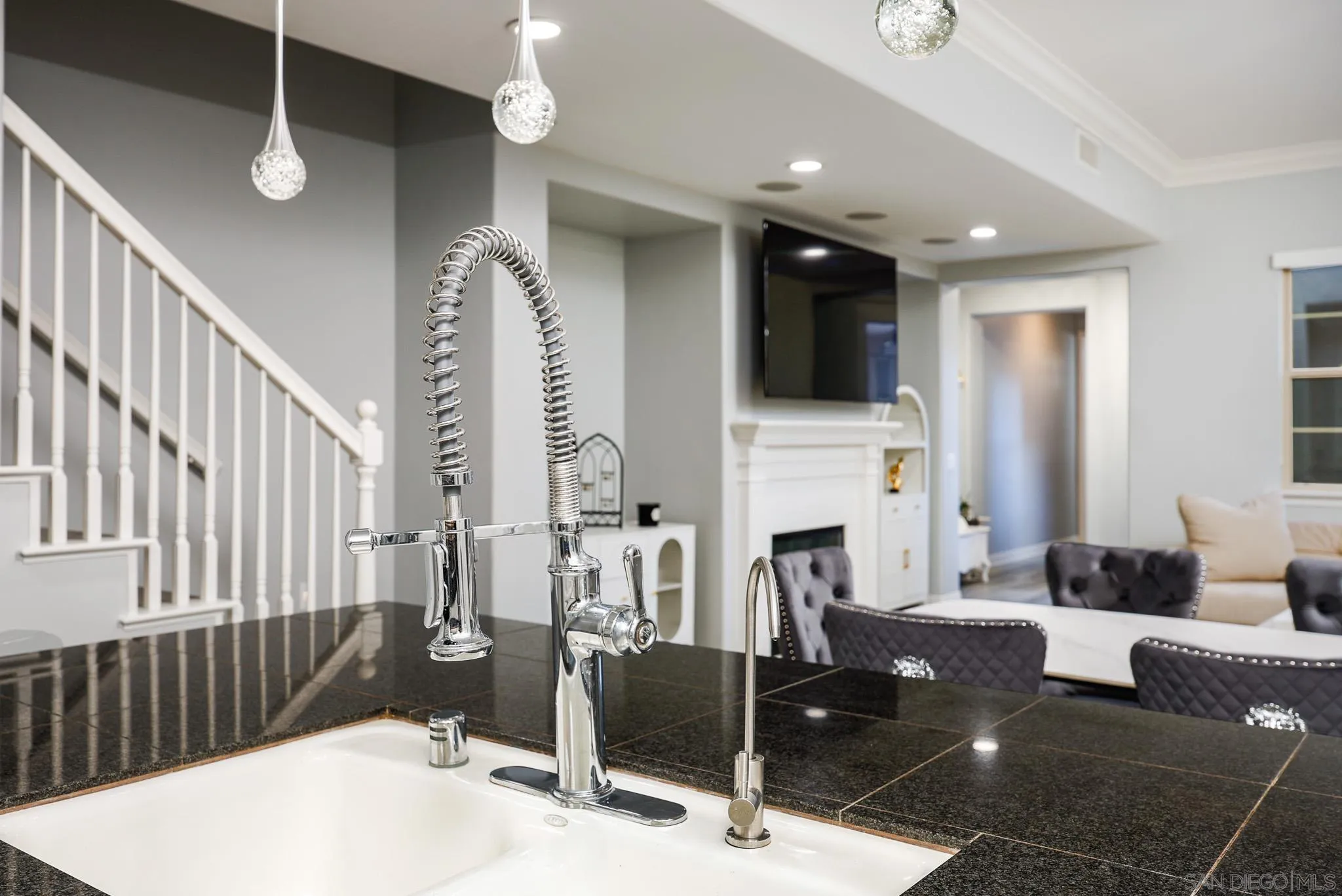 2717 East Evans Road San Diego, CA 92106 - Photo 14 of 36