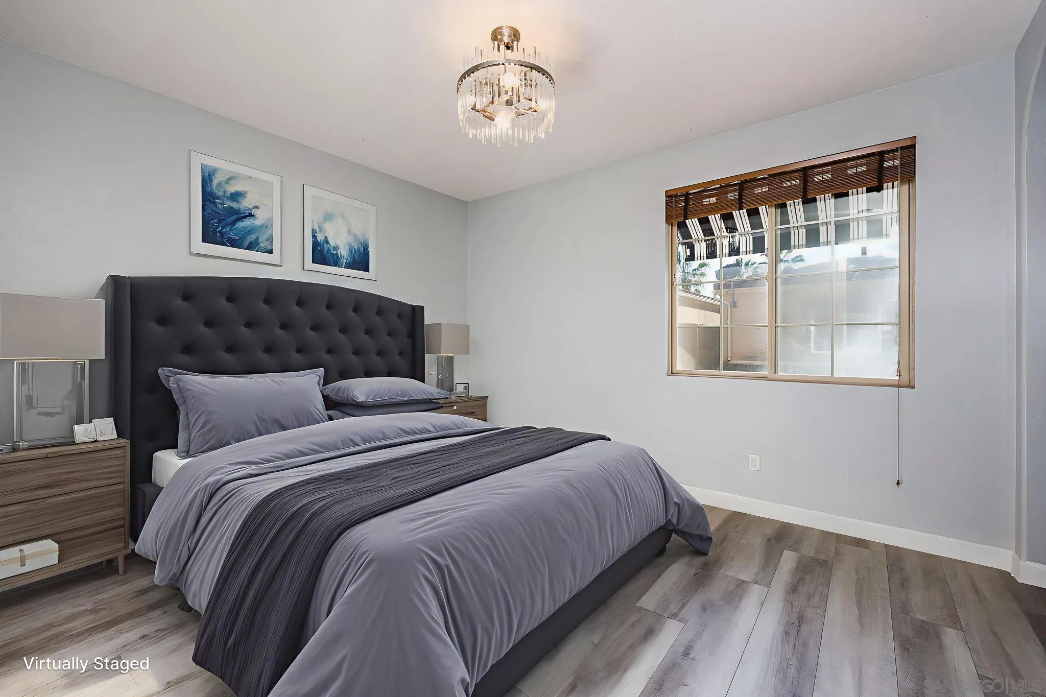 2717 East Evans Road San Diego, CA 92106 - Photo 27 of 36 Digitally Altered. Original Image (https://cdnparap00.paragonrels.com/ParagonImages/Property/p0/SDMLS/-513180/32/533/400/96fd8984c18a1edf8094f97ee63c3607/3/d261f640dc876dd911950193ce225afa/-513180-9a5b68cc-46a6-453d-8fa7-e980692fd74c.JPG)