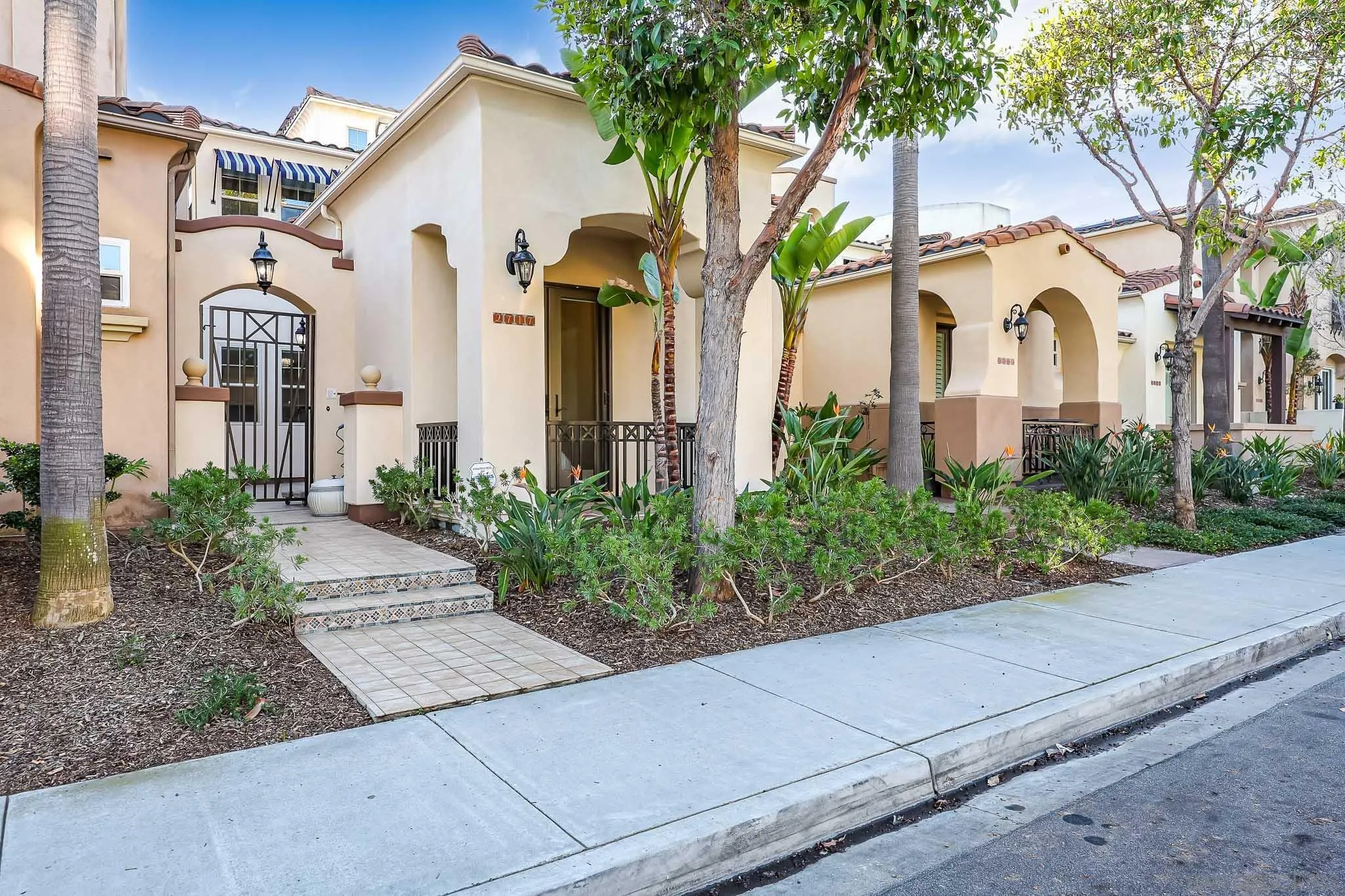 2717 East Evans Road San Diego, CA 92106 - Photo 3 of 36