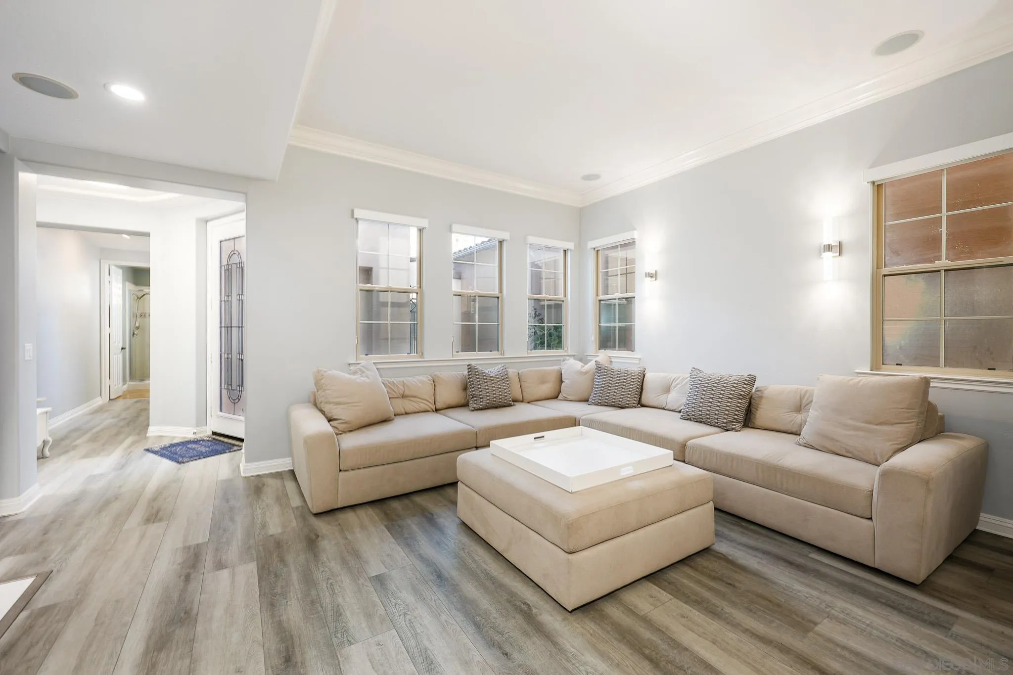 2717 East Evans Road San Diego, CA 92106 - Photo 7 of 36