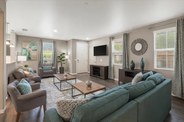 $499,900 | 301 Blossom Rock Lane, Unit 53, Folsom, CA 95630