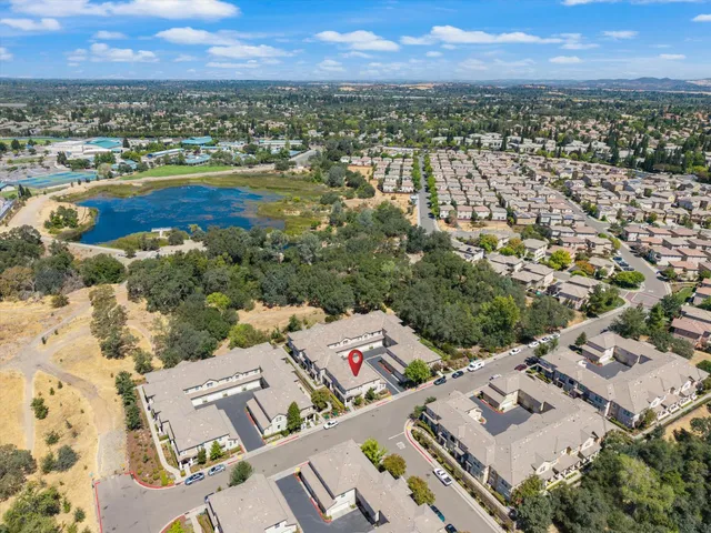 $499,900 | 301 Blossom Rock Lane, Unit 53, Folsom, CA 95630