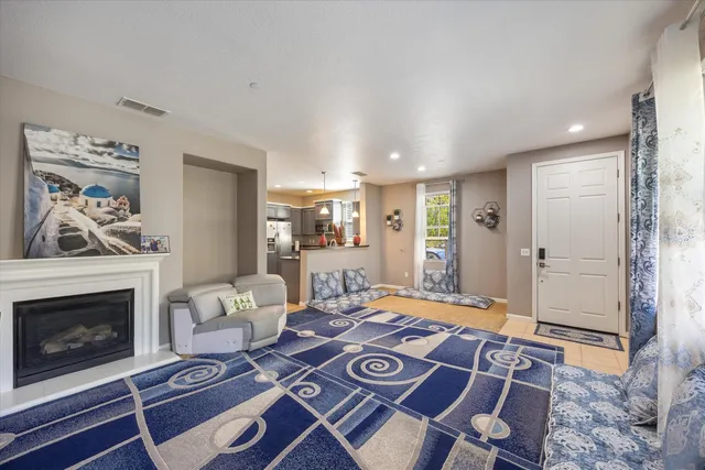 $499,900 | 301 Blossom Rock Lane, Unit 53, Folsom, CA 95630