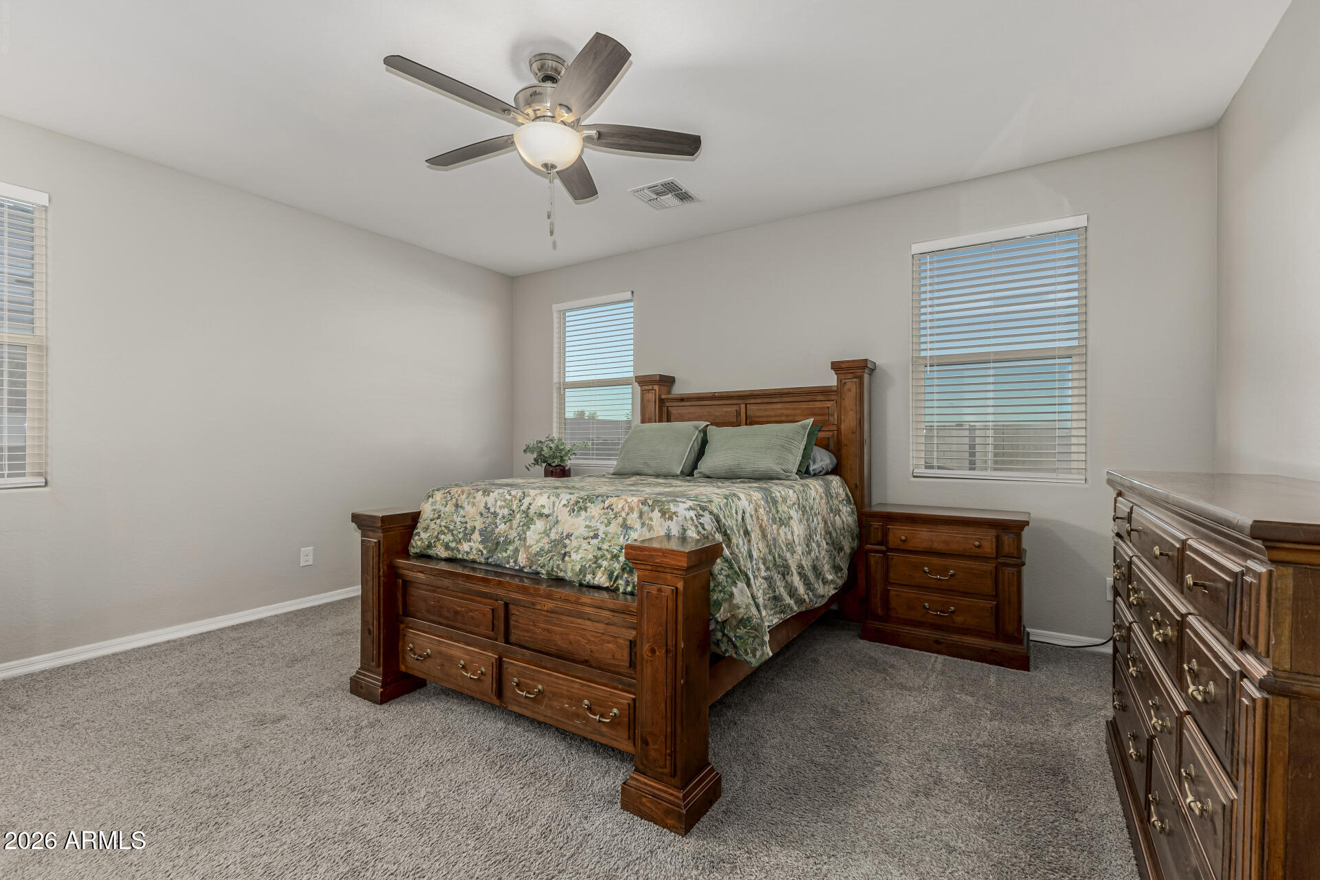 2322 East Harwell Road Phoenix, AZ 85042 - Photo 11 of 33 20 - Harwell 2322