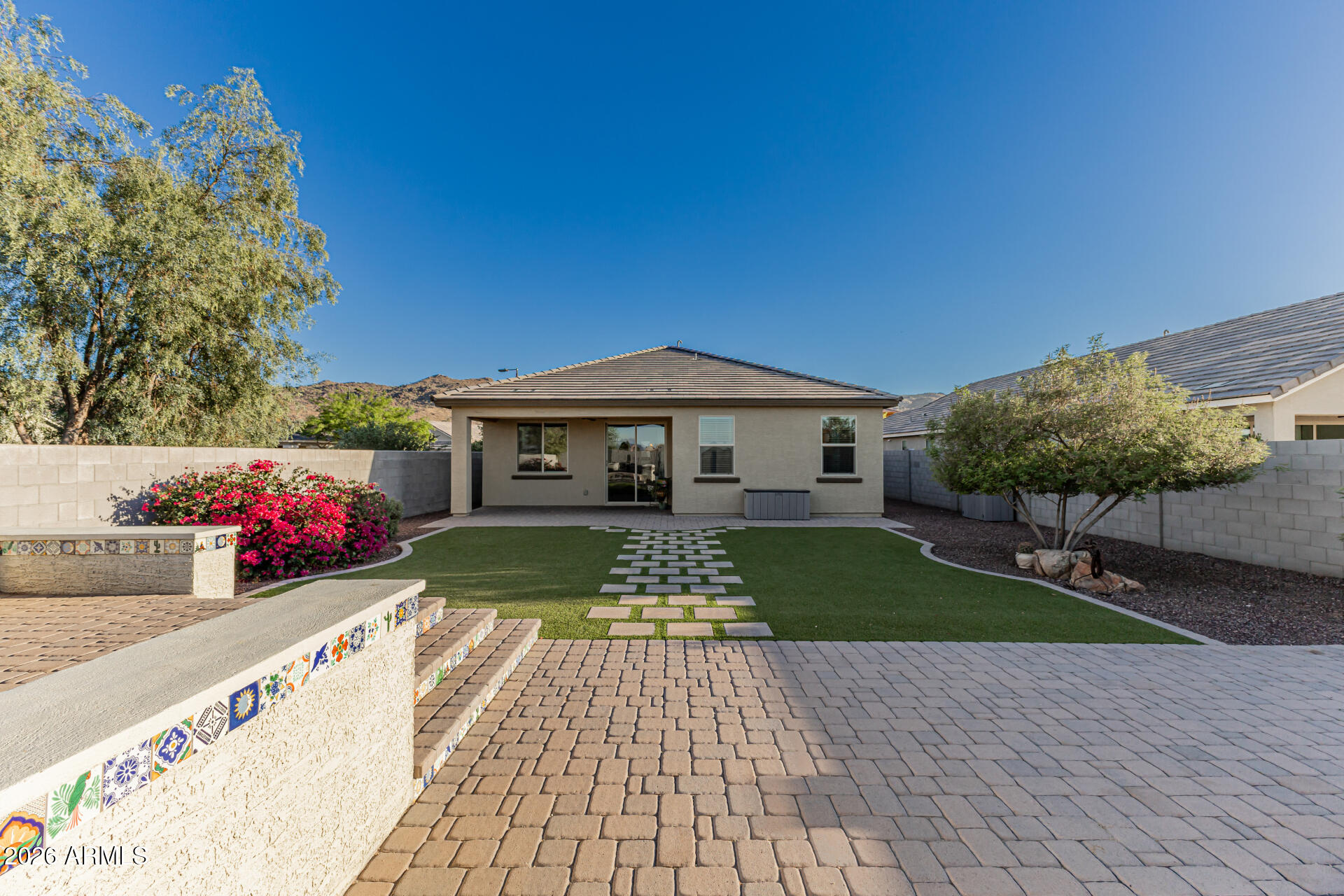 2322 East Harwell Road Phoenix, AZ 85042 - Photo 27 of 33 36 - Harwell 2322