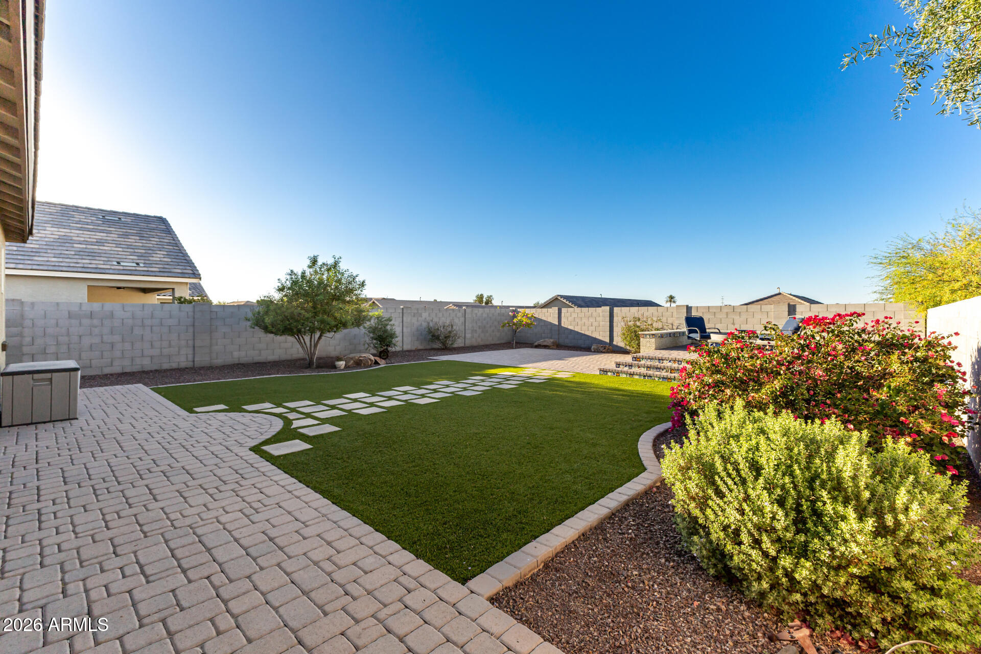 2322 East Harwell Road Phoenix, AZ 85042 - Photo 28 of 33 37 - Harwell 2322