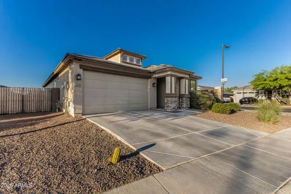 $520,000 | 2322 East Harwell Road, Phoenix, AZ 85042