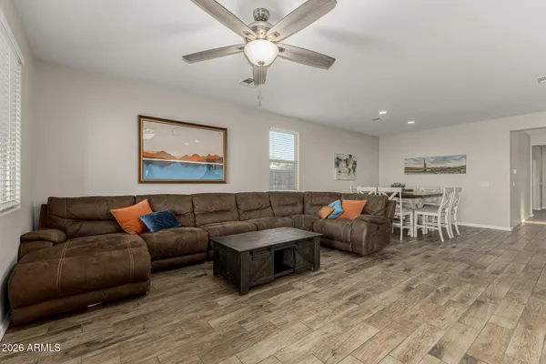 $520,000 | 2322 East Harwell Road, Phoenix, AZ 85042