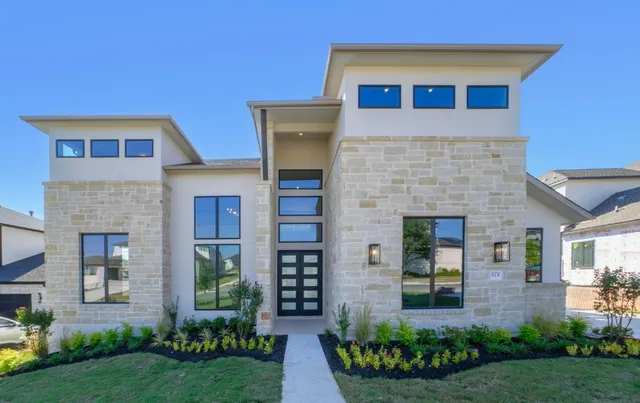$1,524,447 | 915 Tomichi Trail, Lakeway, TX 78738