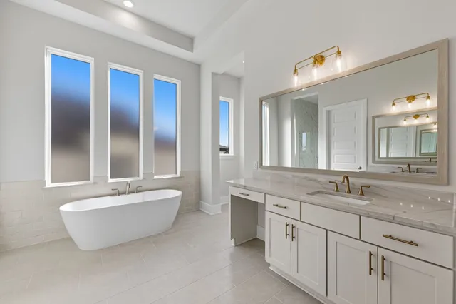 $1,524,447 | 915 Tomichi Trail, Lakeway, TX 78738