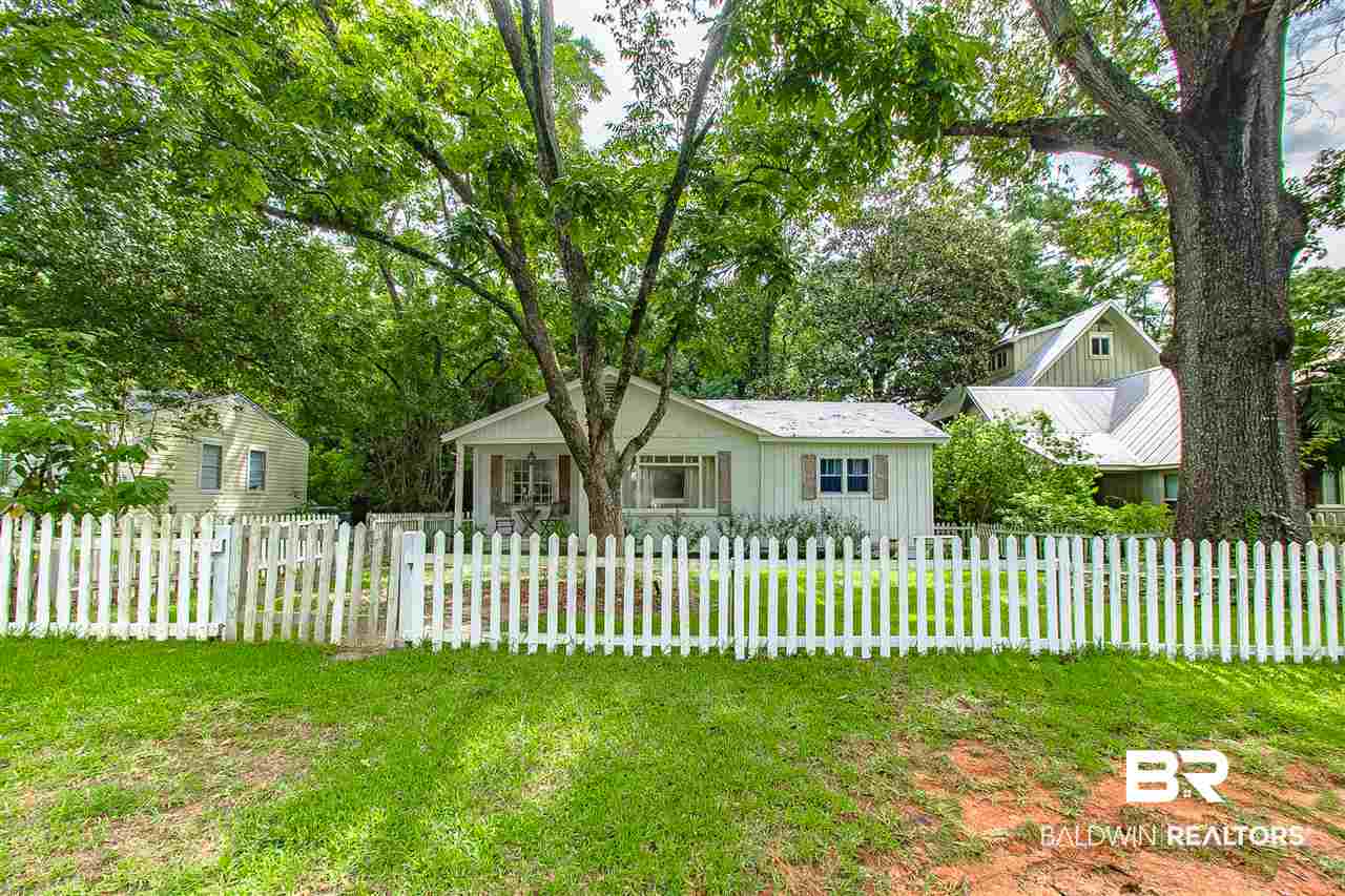409 Azalea Street Fairhope, AL 36532 - Photo 2 of 39