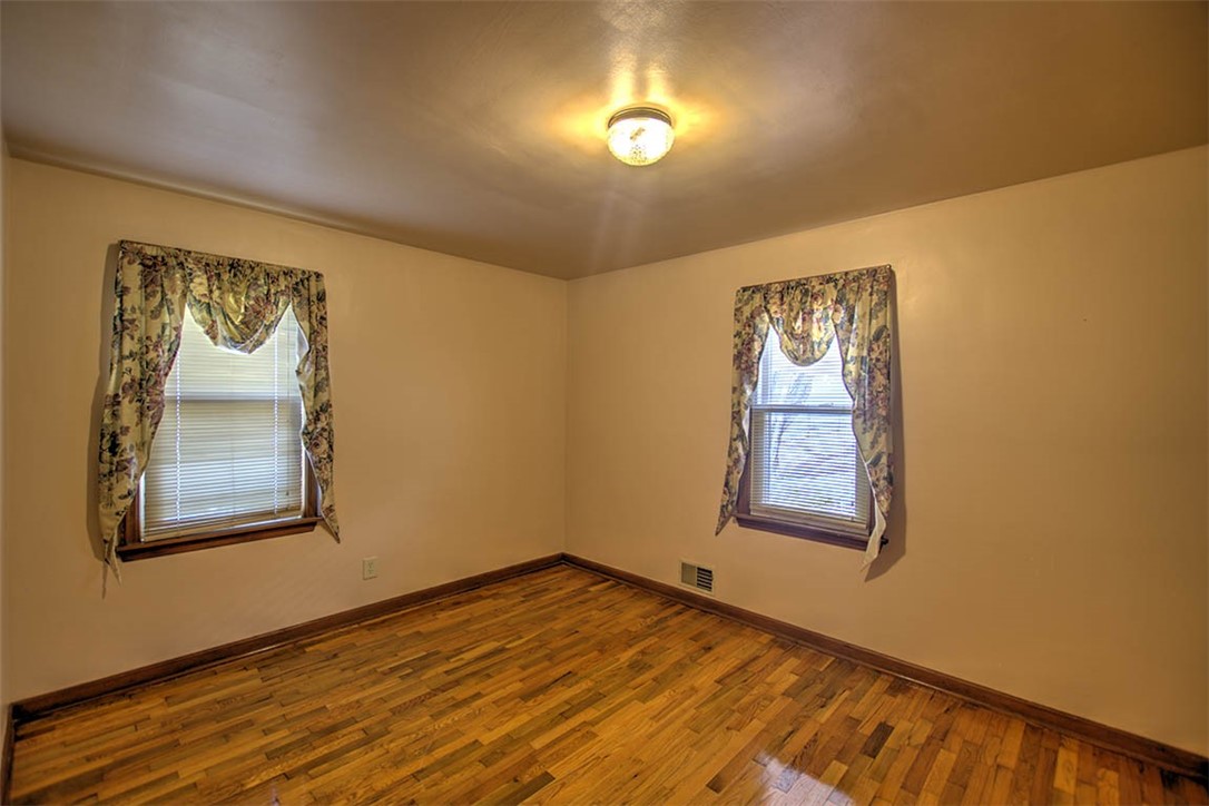 34 East N Street Decatur, IL 62526 - Photo 19 of 30
