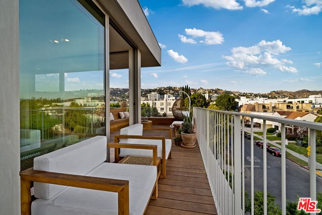 $16,950 | 755 North Alfred Street, Unit A, Los Angeles, CA 90069