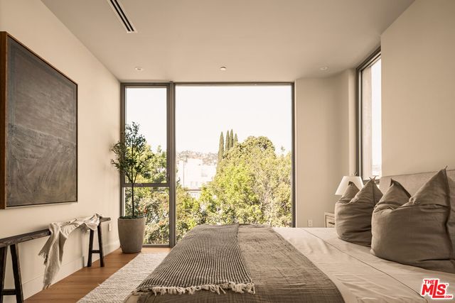 $16,950 | 755 North Alfred Street, Unit A, Los Angeles, CA 90069