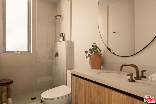 $16,950 | 755 North Alfred Street, Unit A, Los Angeles, CA 90069