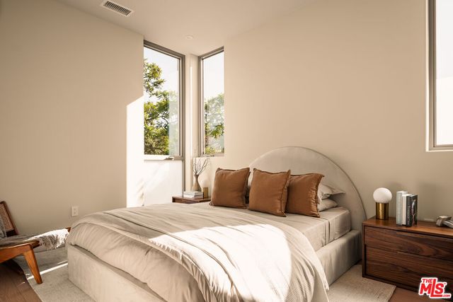 $16,950 | 755 North Alfred Street, Unit A, Los Angeles, CA 90069