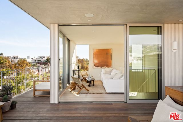 $16,950 | 755 North Alfred Street, Unit A, Los Angeles, CA 90069