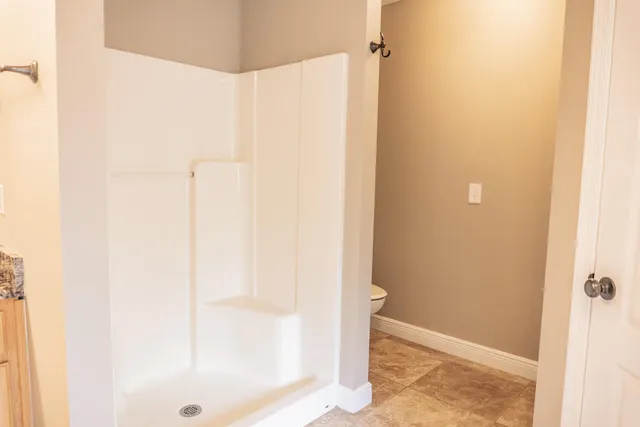 $1,895 | 211 Foxchase Way, Crestview, FL 32536