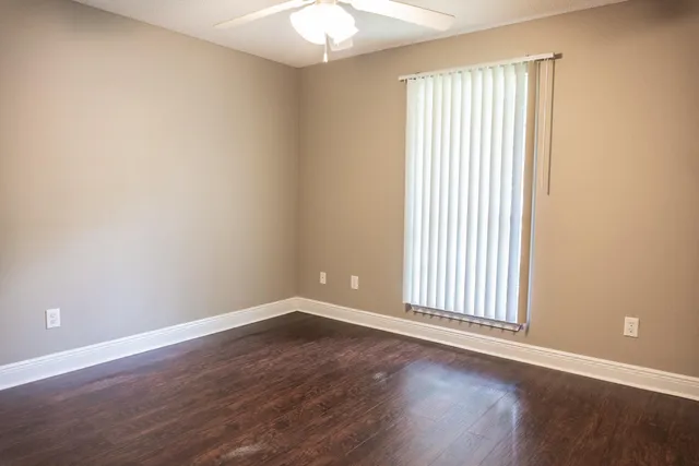 $1,895 | 211 Foxchase Way, Crestview, FL 32536