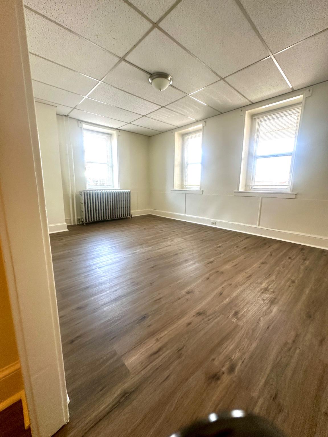 381 West Ridge Pike Royersford, PA 19468 - Photo 4 of 10