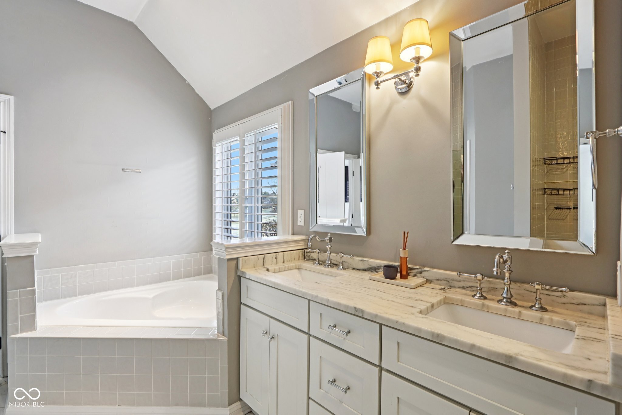 7234 Pymbroke Circle Fishers, IN 46038 - Photo 19 of 38