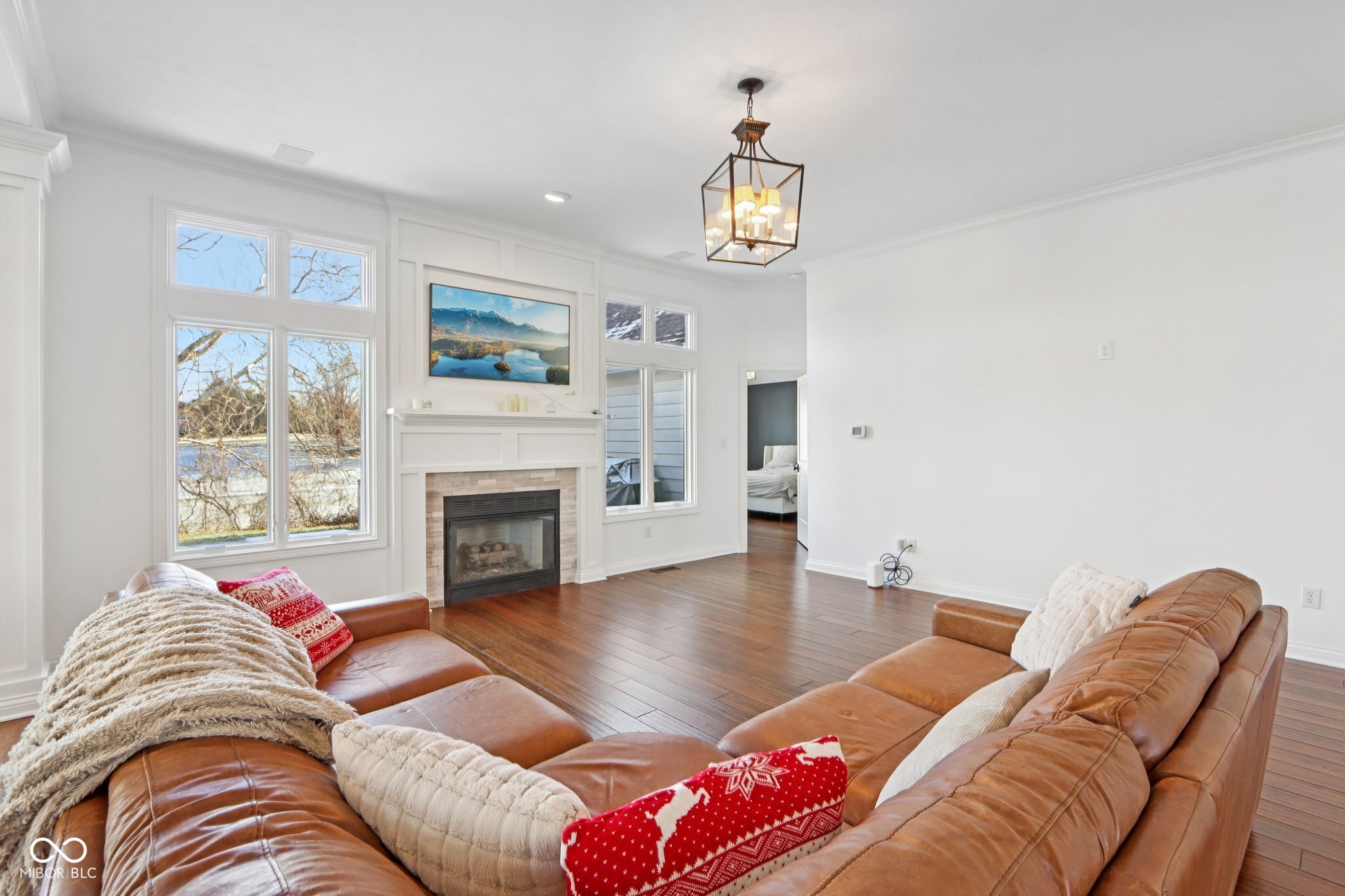 7234 Pymbroke Circle Fishers, IN 46038 - Photo 8 of 38