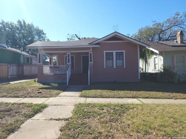 $1,650 | 1138 West Magnolia Avenue, San Antonio, TX 78201