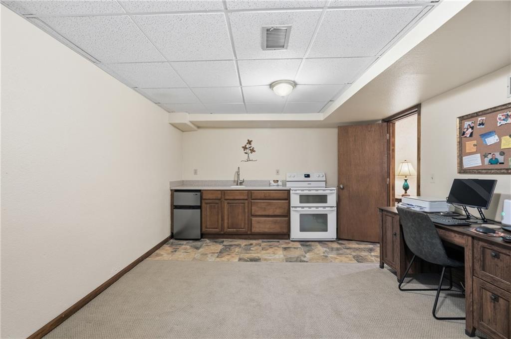 25045 West 215th Street Spring Hill, KS 66083 - Photo 29 of 50