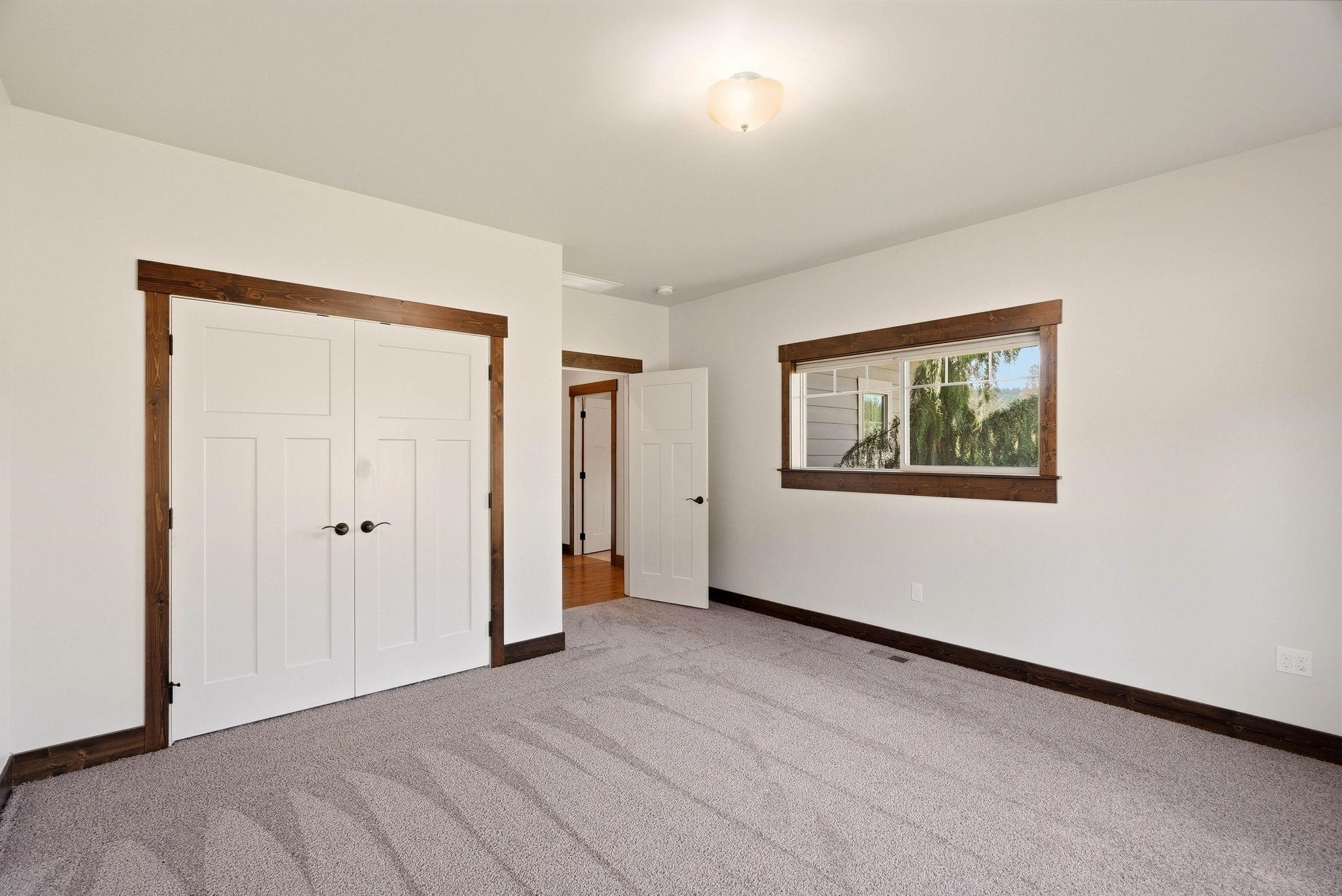 10638 South Hangman Valley Road Spokane, WA 99224 - Photo 35 of 49