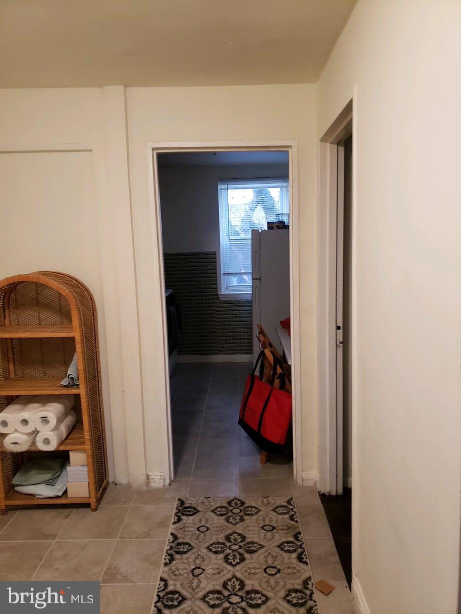 244 Rocklyn Road Upper Darby, PA 19082 - Photo 2 of 20