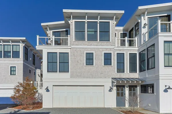 $1,750,000 | 350 Bradford Street, Unit 11, Provincetown, MA 02657