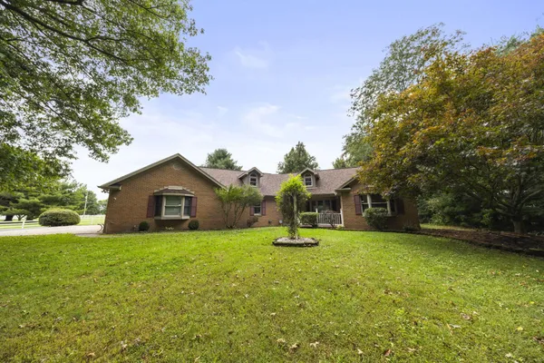 $599,900 | 91 Canyon Villa Drive, Hebron, OH 43025