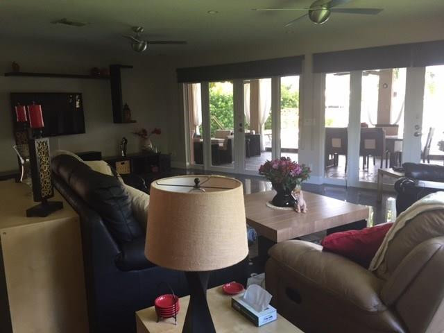 517 South Riverside Drive Pompano Beach, FL 33062 - Photo 14 of 35 Living room