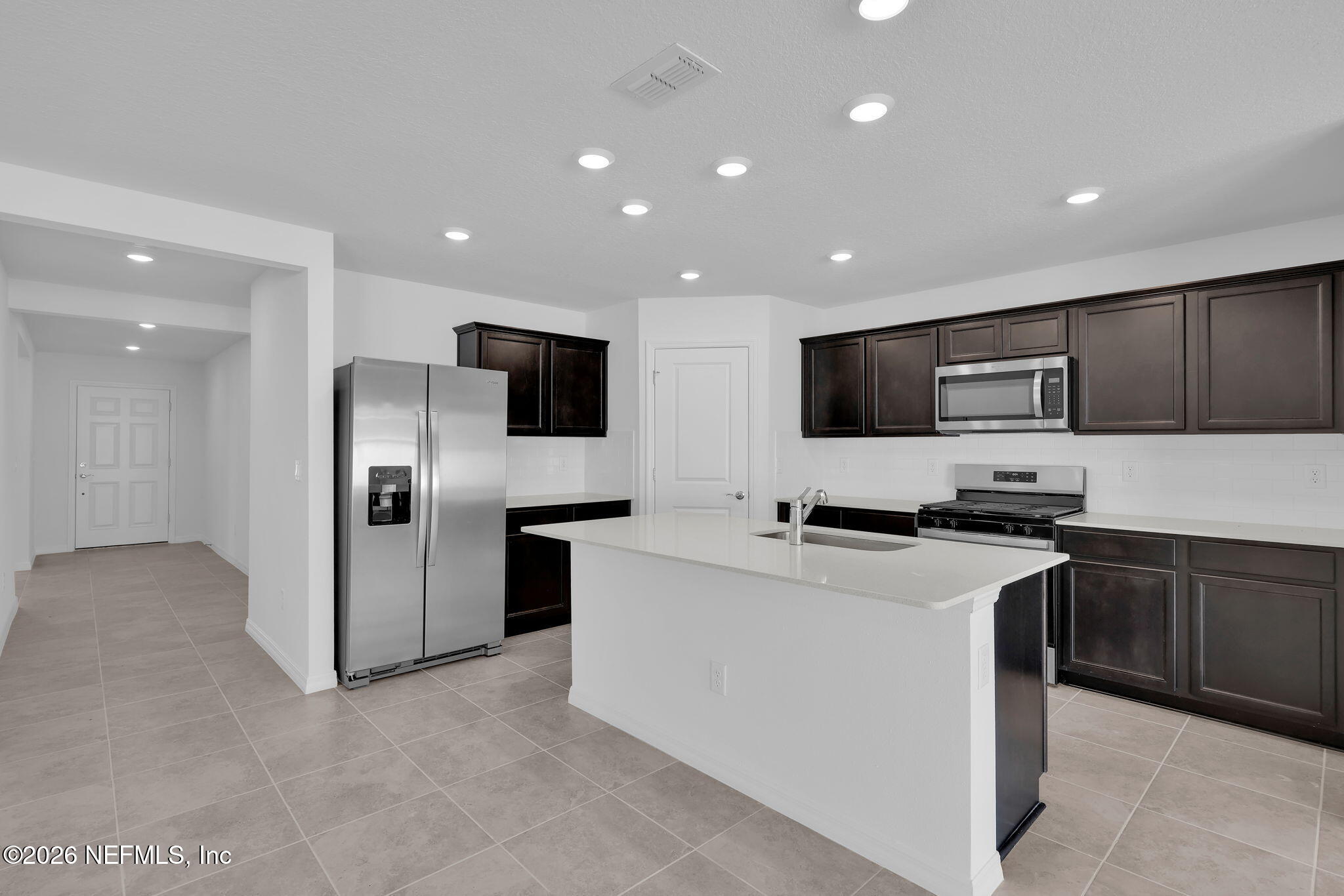 7075 Sandperch Street Jacksonville, FL 32244 - Photo 4 of 28 Chapman Kitchen