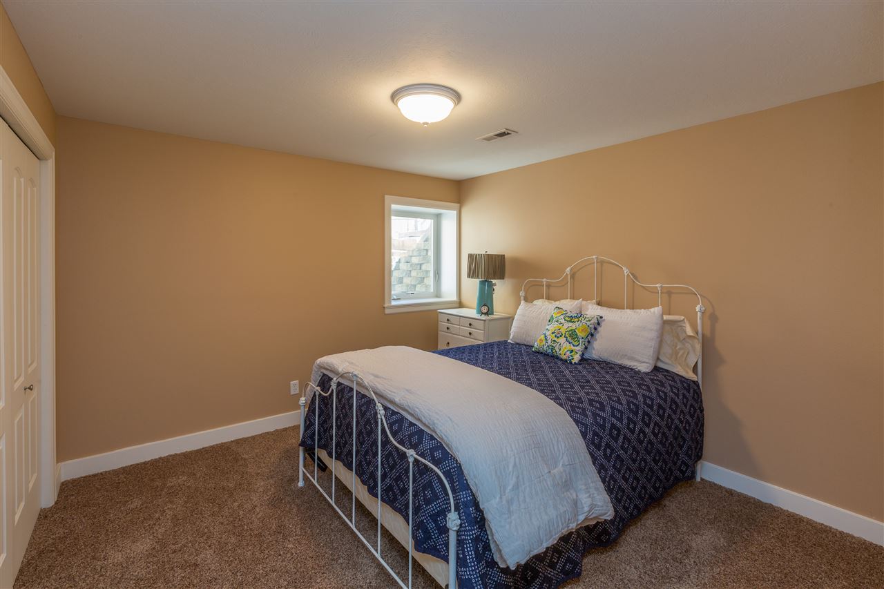 5707 South Dearborn Road Spokane, WA 99223 - Photo 16 of 20