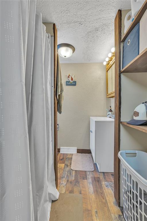 6437 Tuscarawas Road Midland, PA 15059 - Photo 15 of 29 a view of bathroom with a sink and mirror