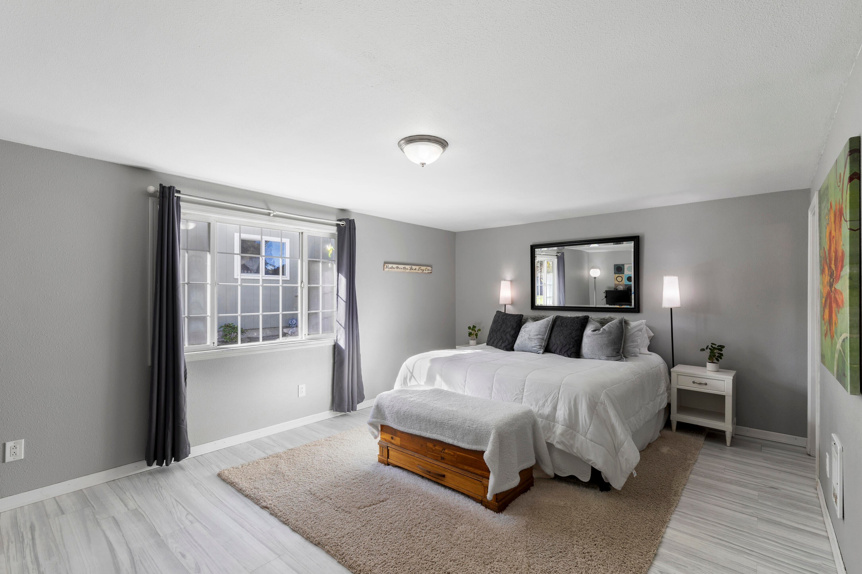 20607 Mary Way Bend, OR 97701 - Photo 10 of 35 Primary Bedroom