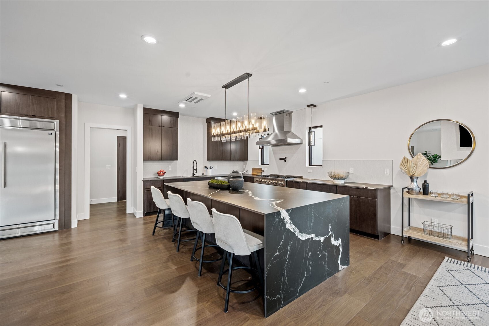 7901 240th Street Southwest Edmonds, WA 98026 - Photo 13 of 37