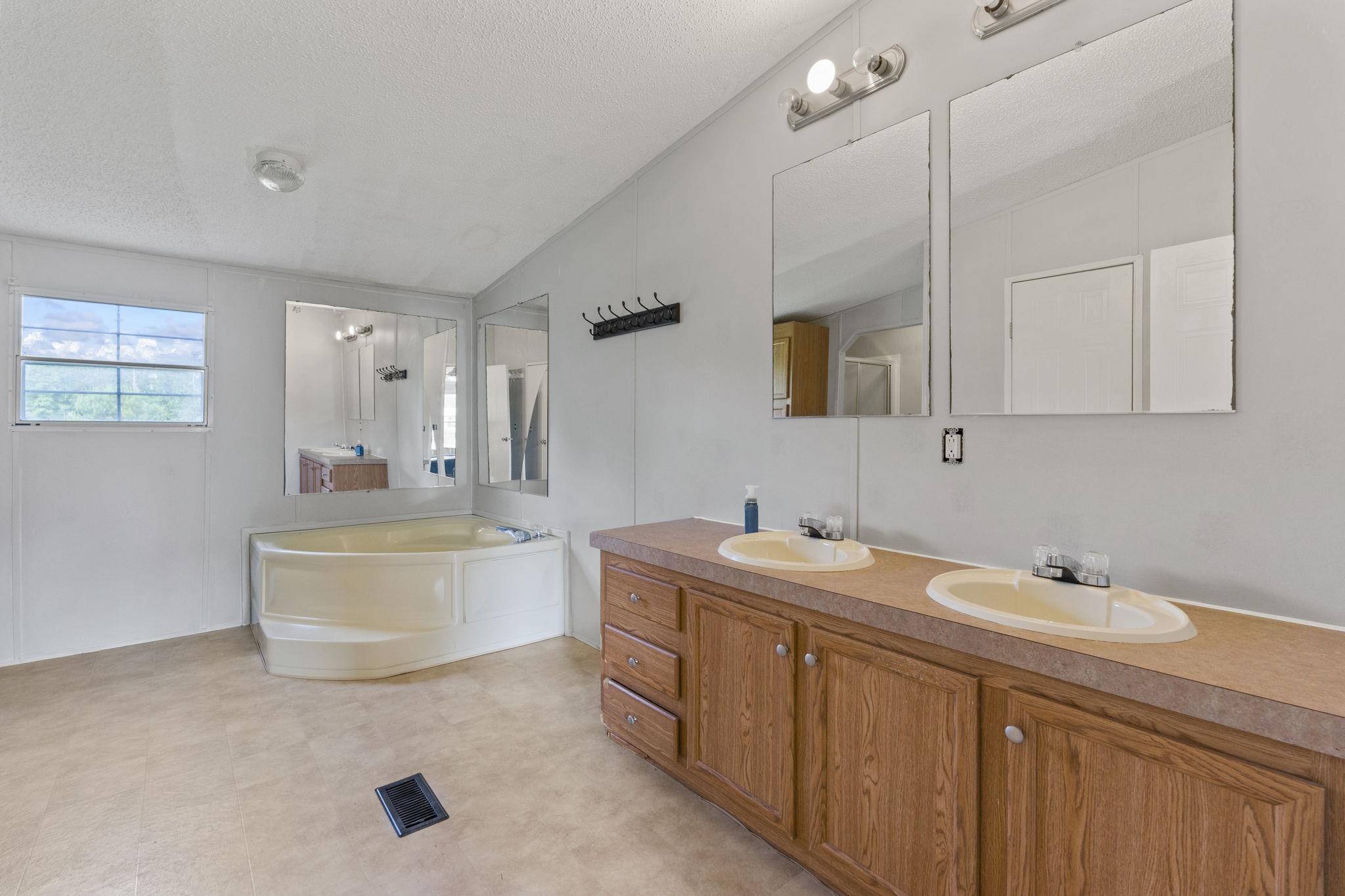 524 Alton Road Conway, SC 29526 - Photo 23 of 53 Gallery Image 23