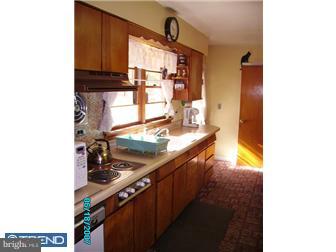 2005 Beverly Road Burlington, NJ 08016 - Photo 8 of 12 Gallery Image 8