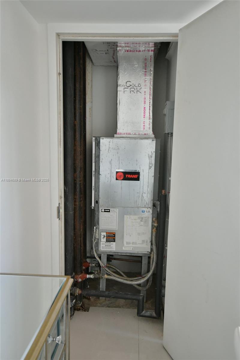 3232 Southwest 22nd Terrace, Unit 1502 Miami, FL 33145 - Photo 28 of 45