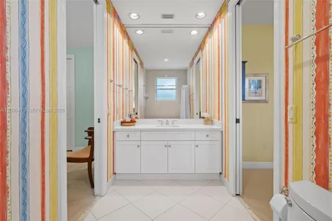 $4,995,000 | 6020 West Suburban Drive, Pinecrest, FL 33156