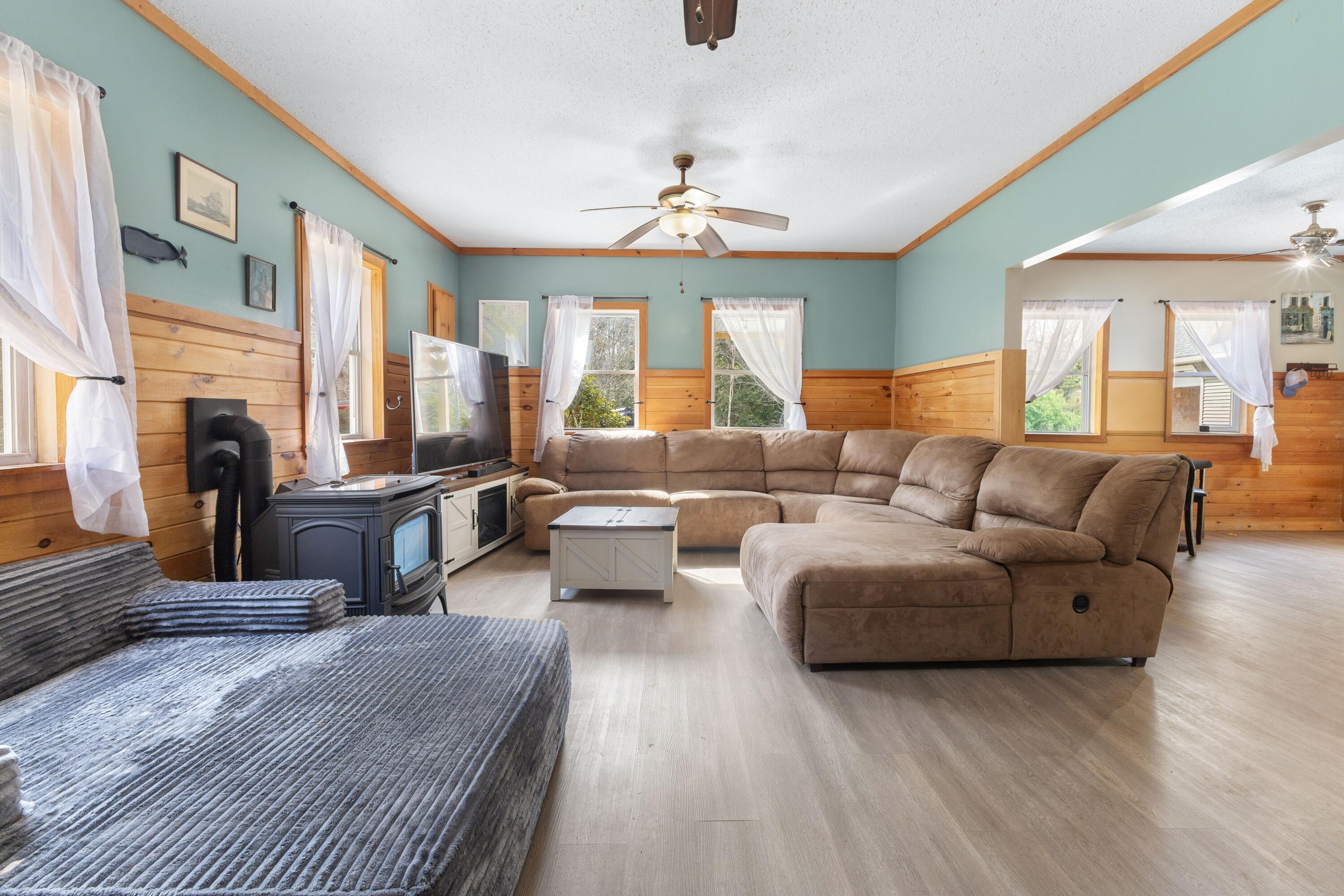 18 Deer Ridge Lane Surry, ME 04684 - Photo 12 of 50 Living