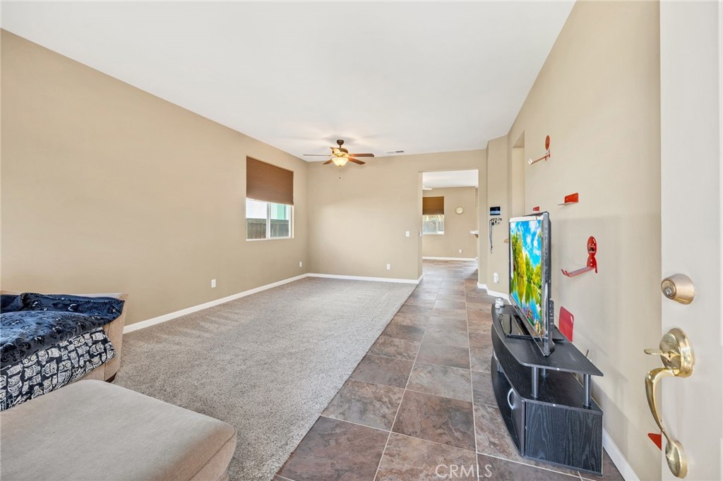 26592 Hull Street Menifee, CA 92585 - Photo 8 of 33