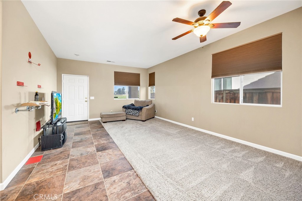 26592 Hull Street Menifee, CA 92585 - Photo 9 of 33