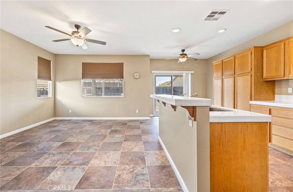 26592 Hull Street Menifee, CA 92585 - Photo 10 of 33