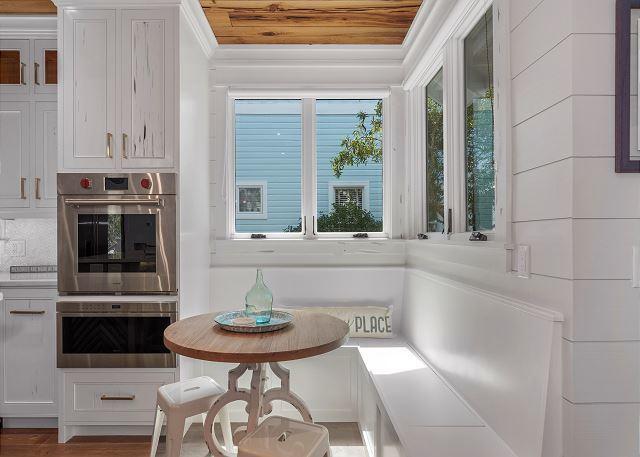 428 West Grove Avenue Santa Rosa Beach, FL 32459 - Photo 21 of 40 Kitchen banquet
