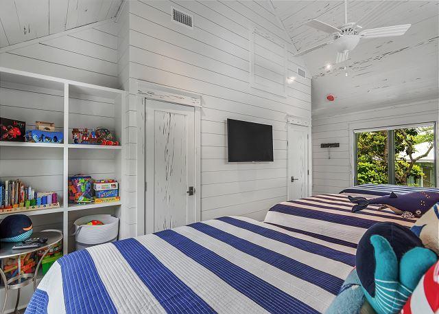 428 West Grove Avenue Santa Rosa Beach, FL 32459 - Photo 36 of 40 Guest Bedroom #3a 2nd level